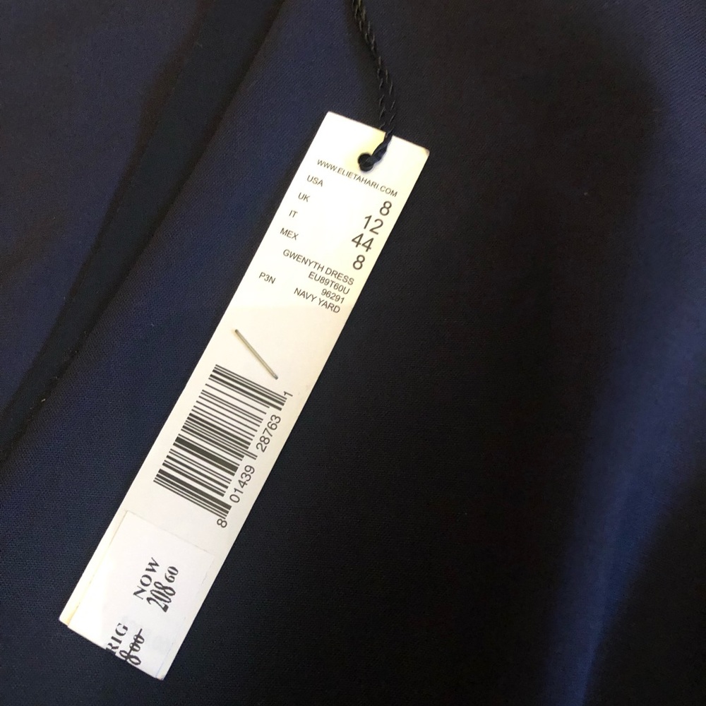 Dress - Picture 3 of 6